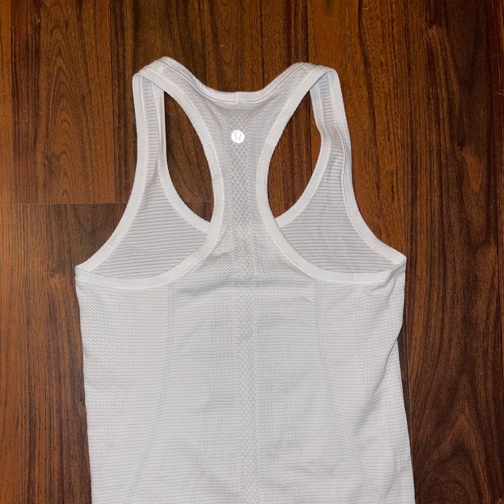 Lululemon Swiftly Tech Racerback